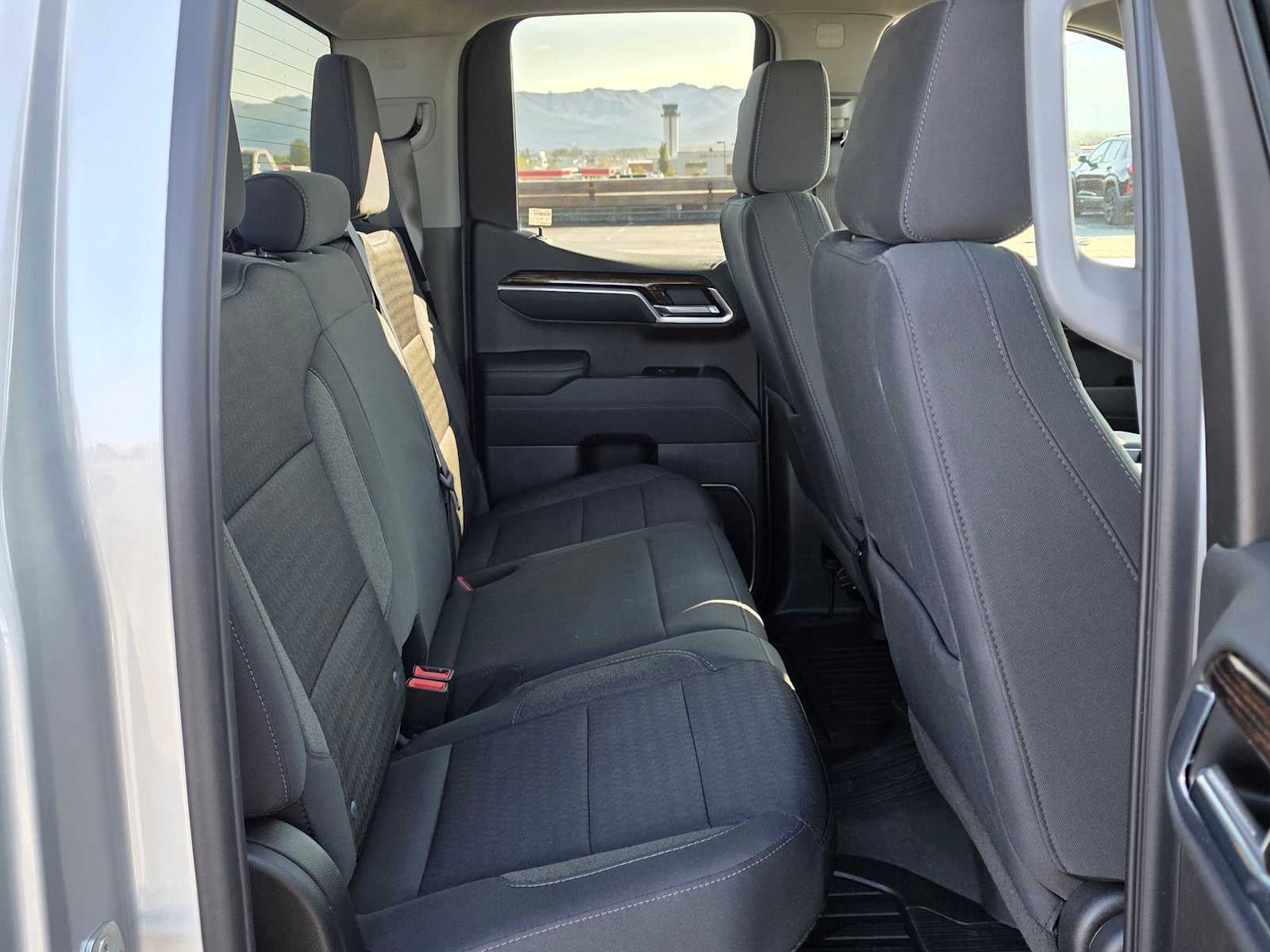 Certified 2022 GMC Sierra 1500 Elevation w/ LPO, Elevation Black Package AWD/4WD image 12