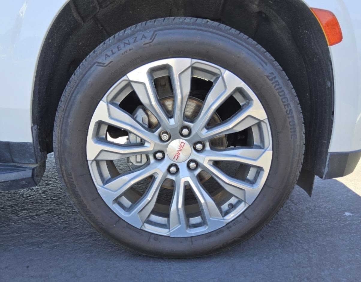 Used 2021 GMC Yukon Denali AWD/4WD image 19