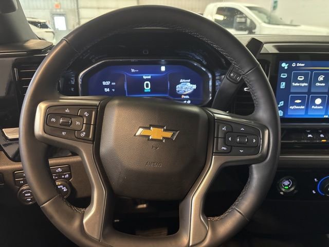 Used 2023 Chevrolet Silverado 1500 LT image 16