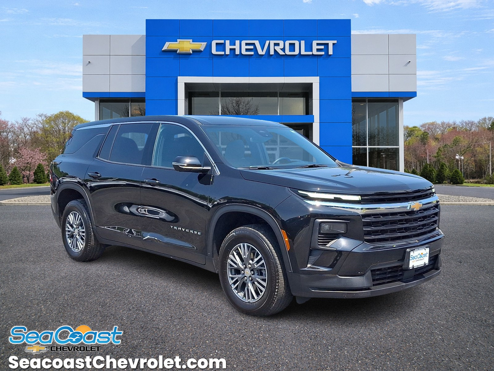 Certified 2024 Chevrolet Traverse LS w/ LPO, Floor Liner Package