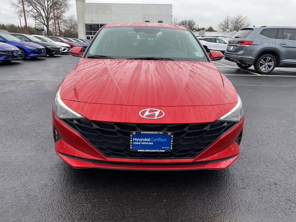 Certified 2021 Hyundai Elantra SE image 3