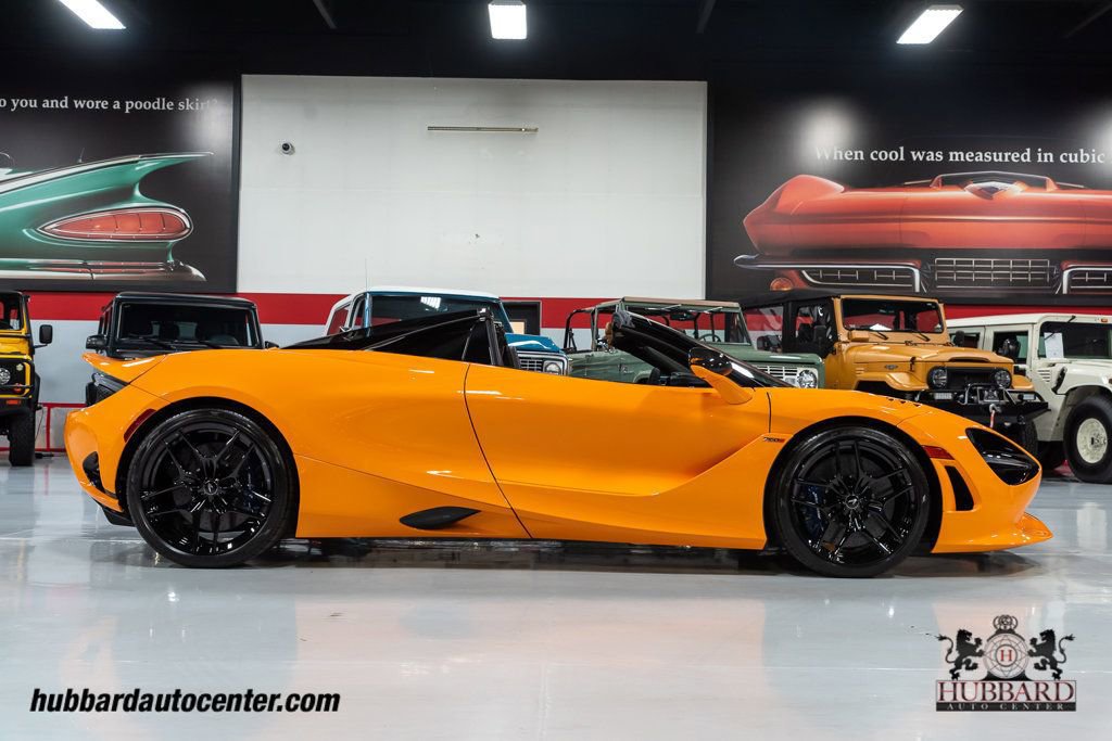 Used 2024 McLaren 750S Spider image 9