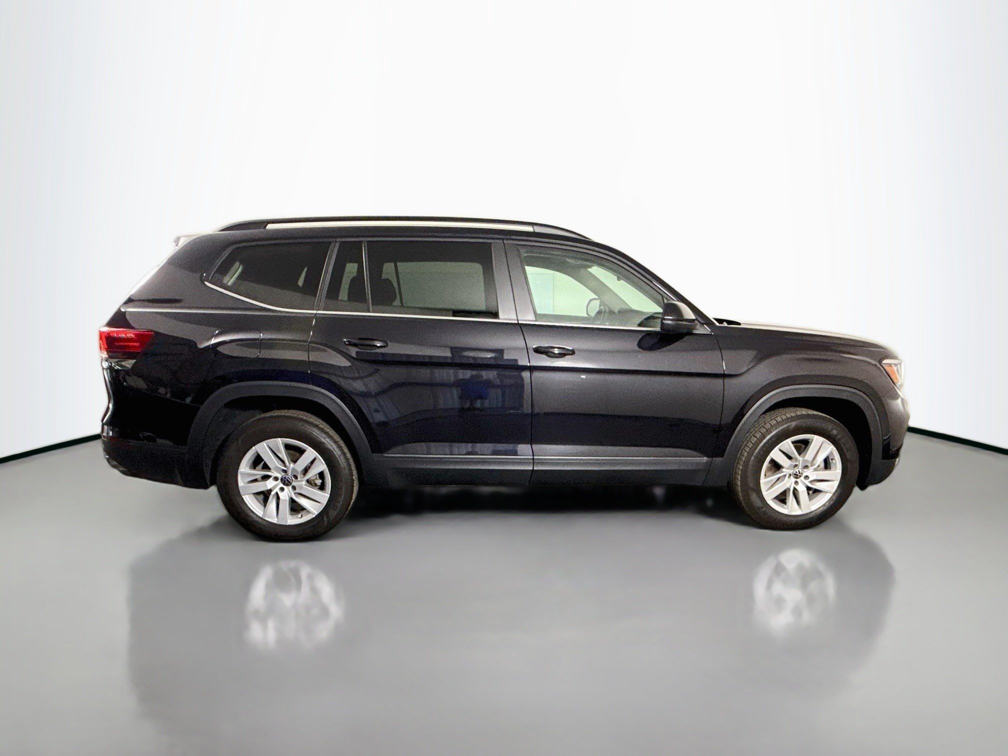 Used 2021 Volkswagen Atlas S FWD image 11