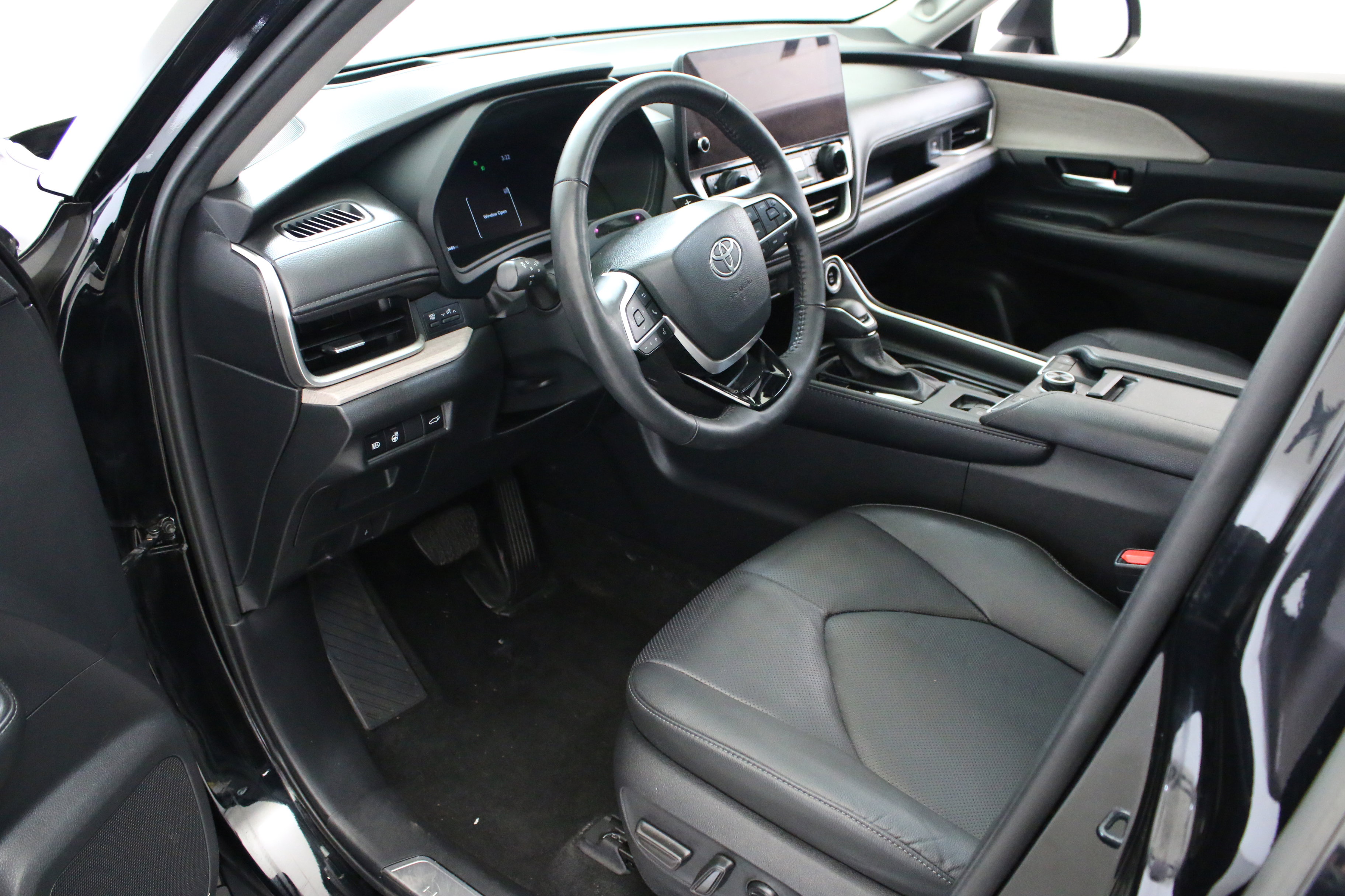 Used 2024 Toyota Grand Highlander Platinum image 22