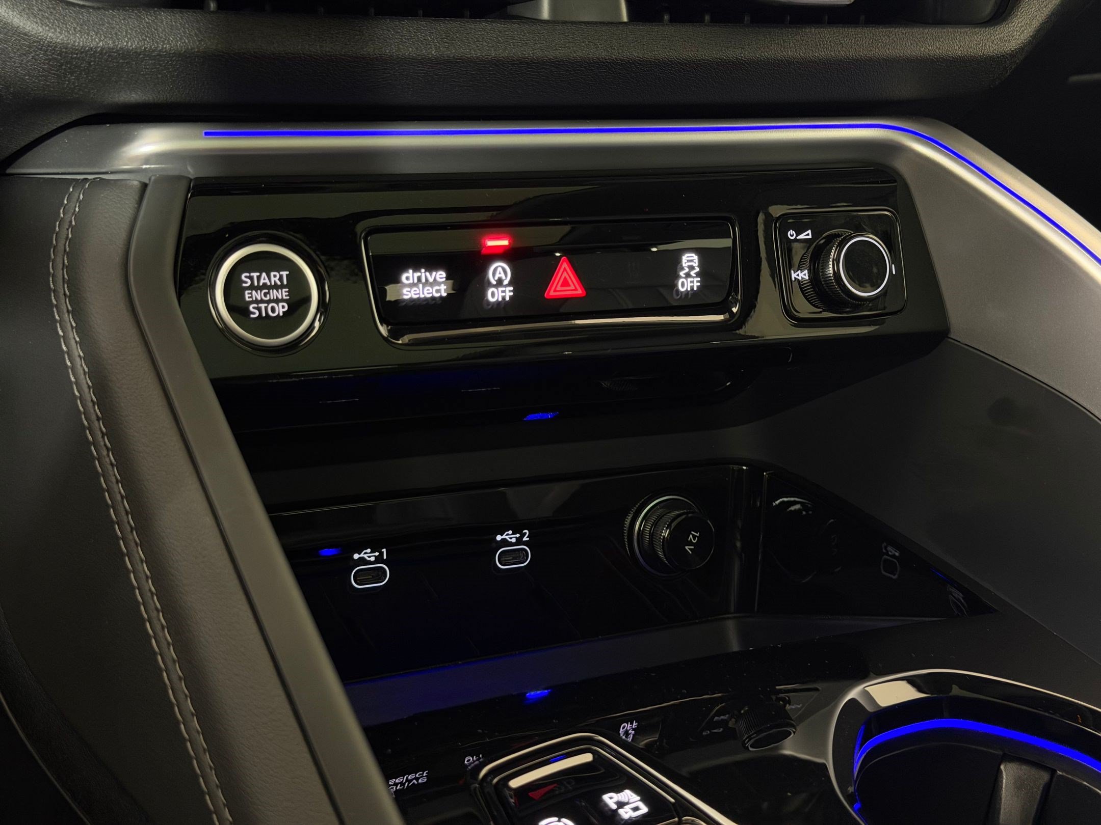 Certified 2025 Audi Q5 Premium w/ Convenience Package AWD/4WD image 27