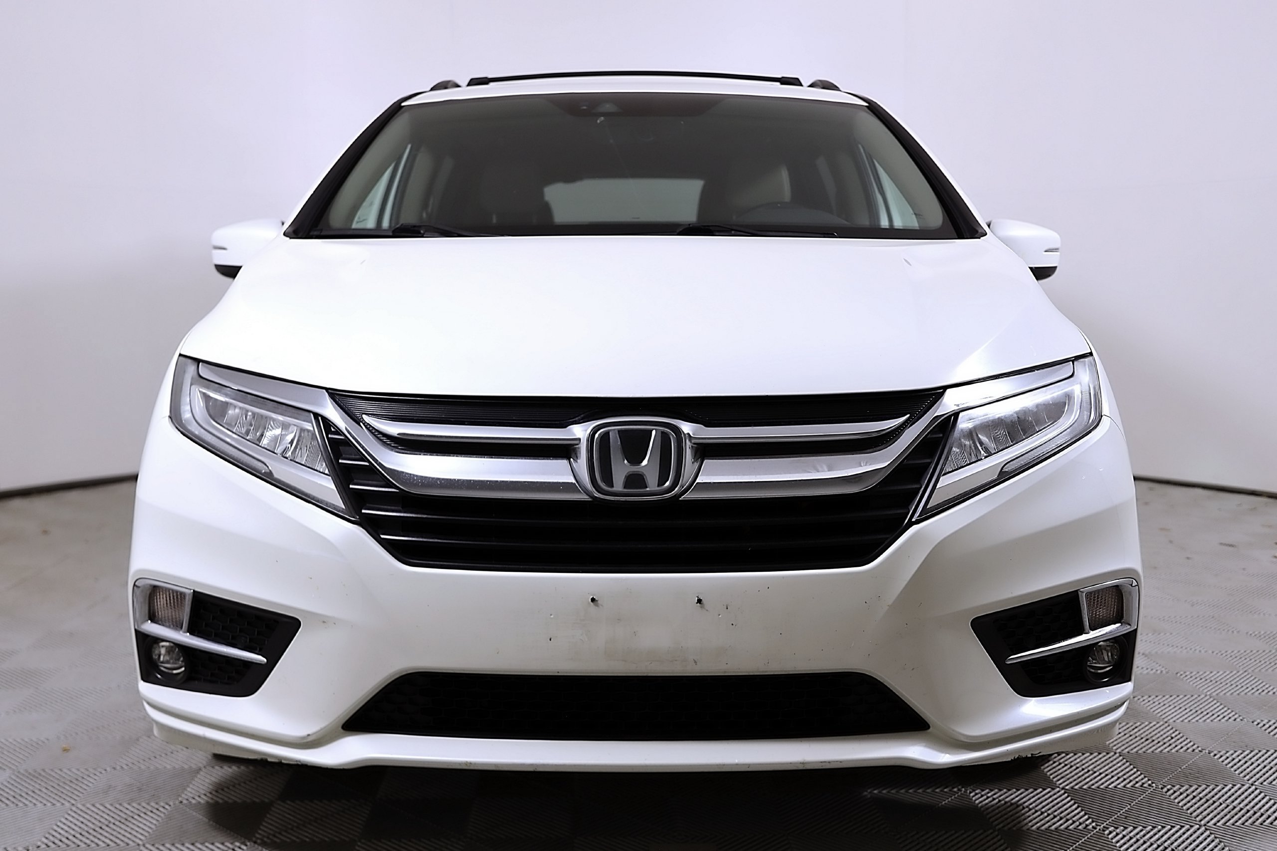 Used 2019 Honda Odyssey Elite image 4