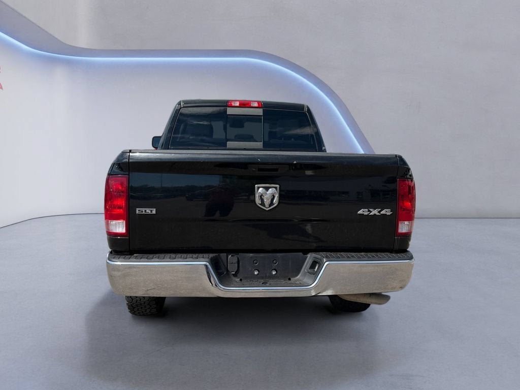 Used 2020 RAM 1500 Classic SLT AWD/4WD image 4