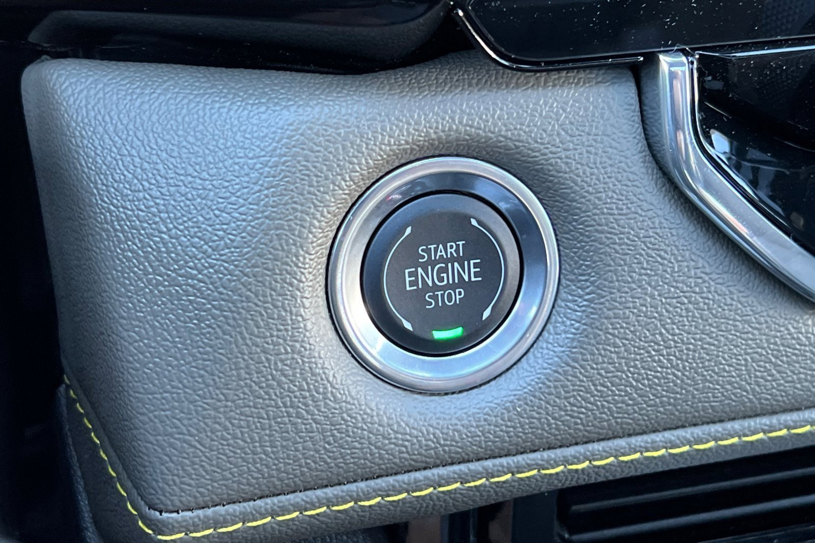 New 2026 Chevrolet Colorado ZR2 w/ ZR2 Bison Edition image 19