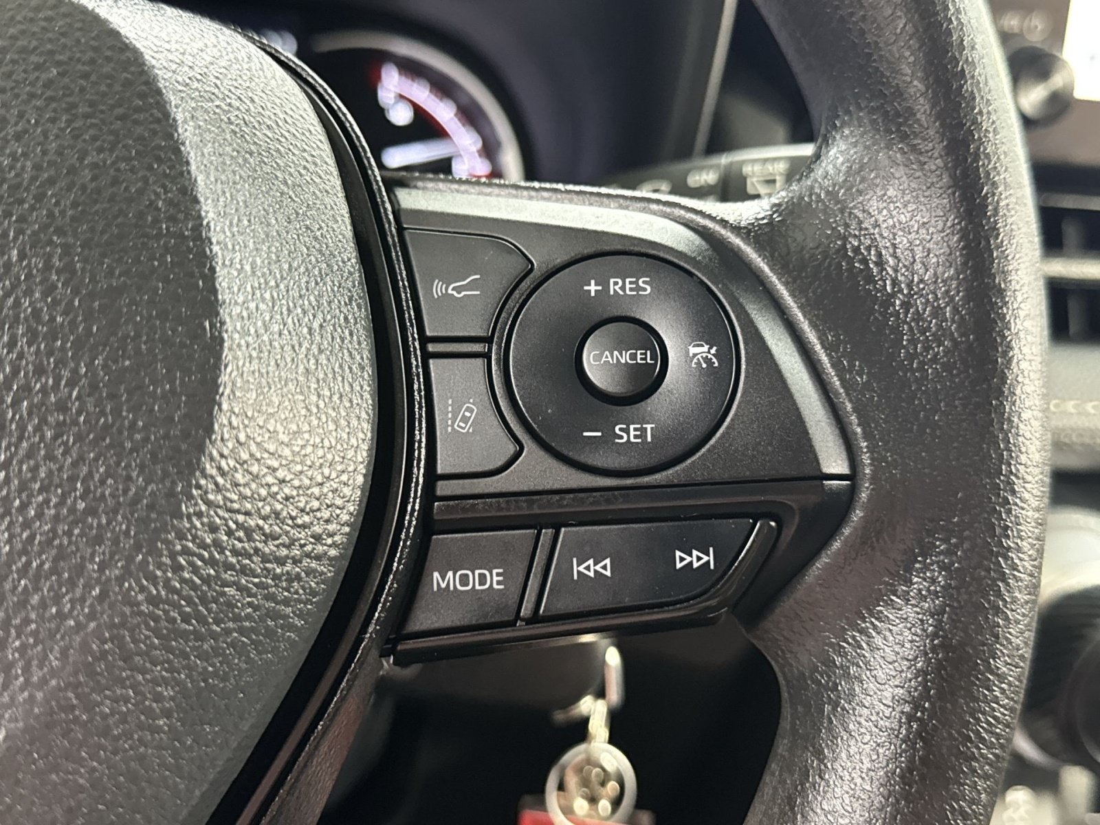 Used 2024 Toyota RAV4 LE AWD/4WD image 43