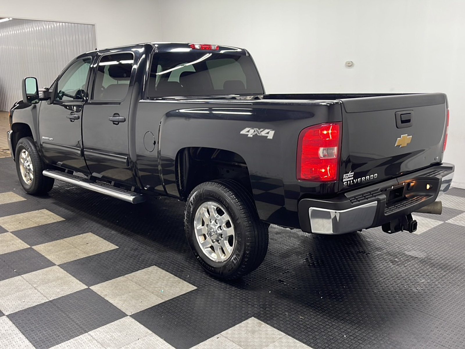 Used 2014 Chevrolet Silverado 2500 LT AWD/4WD image 13