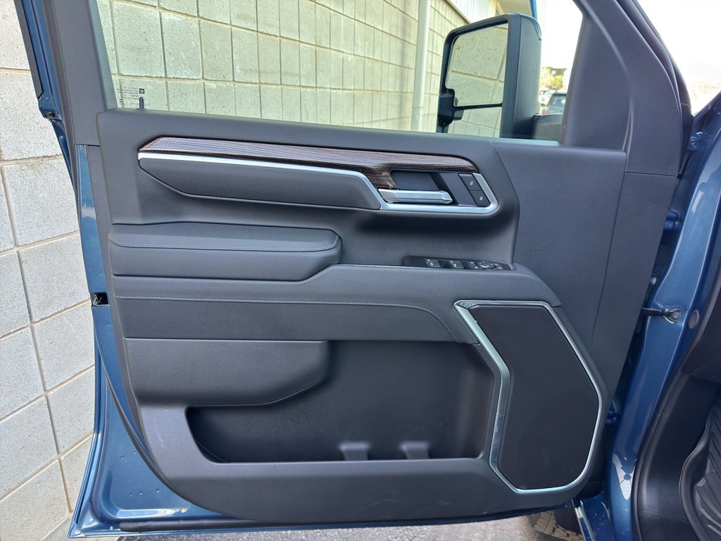 New 2026 Chevrolet Silverado 2500 LT image 12