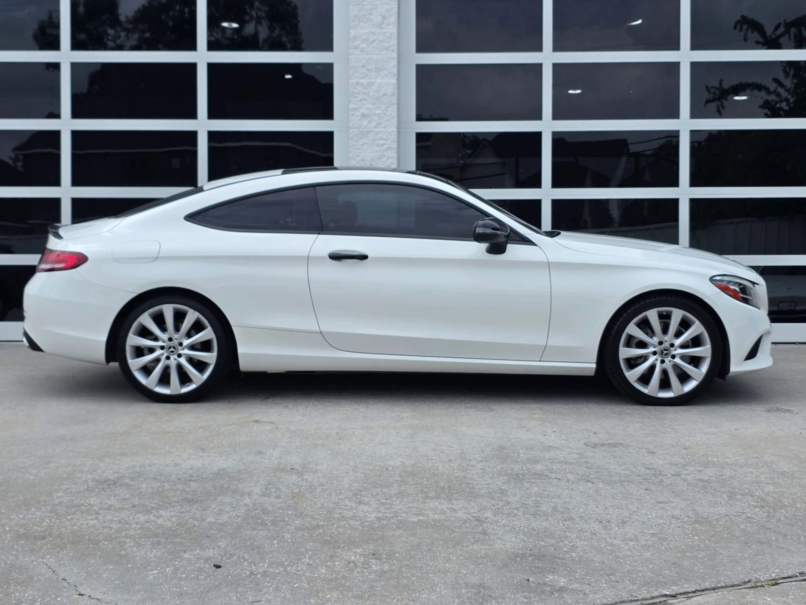Used 2019 Mercedes-Benz C 300 Coupe image 2