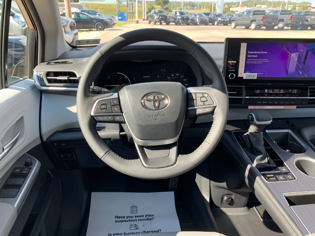 New 2026 Toyota Sienna XLE AWD/4WD image 16