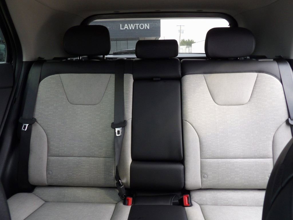 New 2025 Kia Niro SX image 12