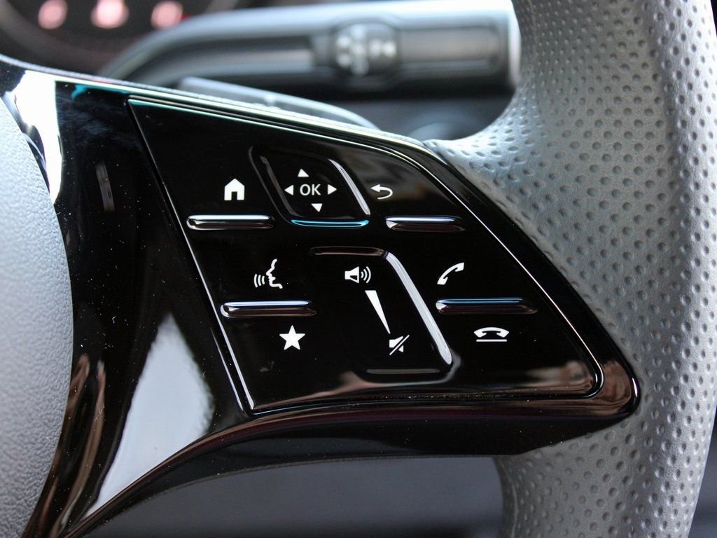 Used 2025 Mercedes-Benz Sprinter 2500 image 15