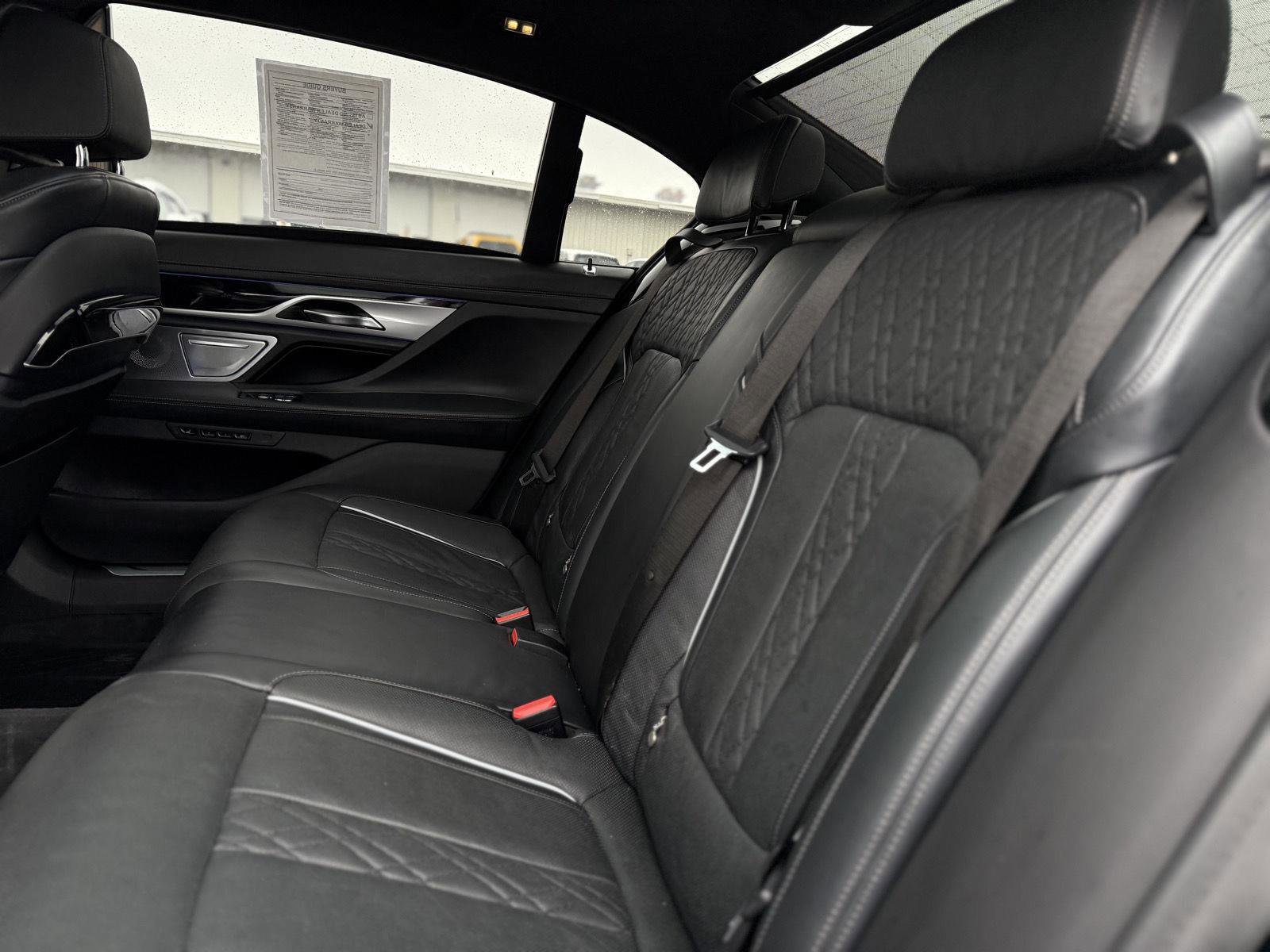 Used 2020 BMW M760i xDrive w/ Luxury Rear Seating Package image 13