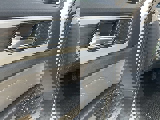 Used 2022 Volkswagen Atlas SE image 24