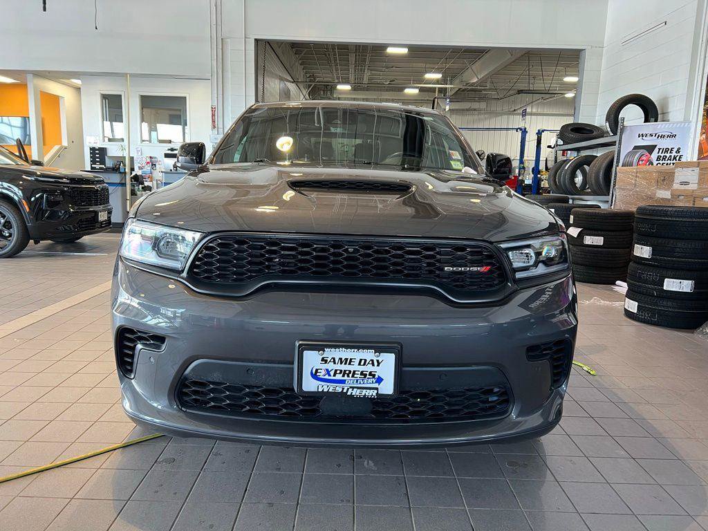 Used 2025 Dodge Durango R/T AWD/4WD image 2