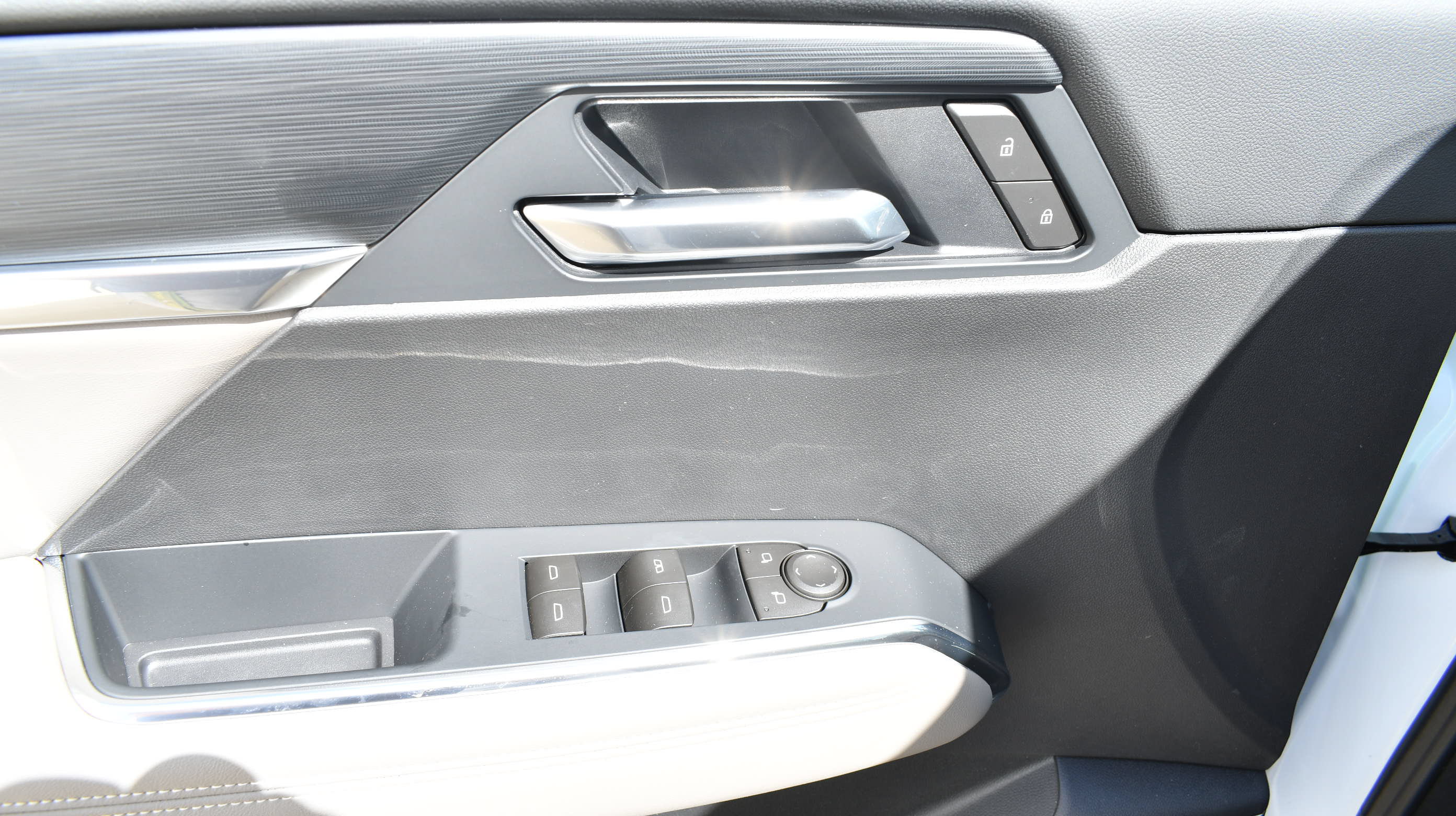 New 2026 GMC Acadia Elevation w/ Super Cruise Package FWD image 13