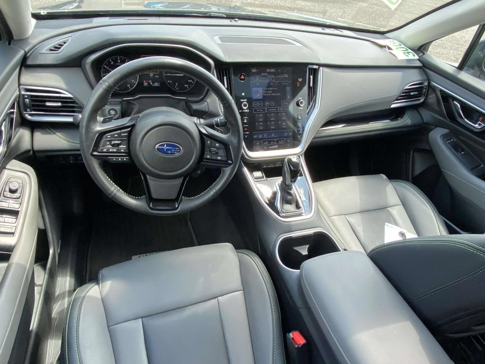 Used 2025 Subaru Outback Onyx Edition AWD/4WD image 12