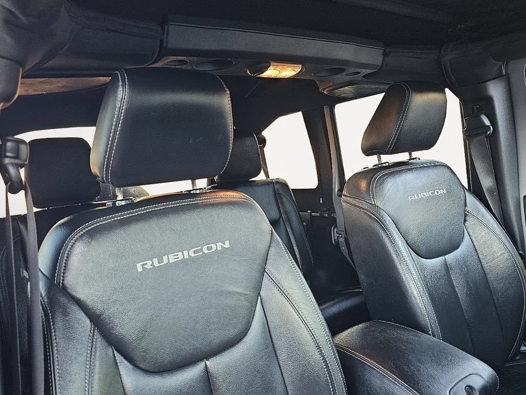 Used 2015 Jeep Wrangler Unlimited Rubicon AWD/4WD image 18