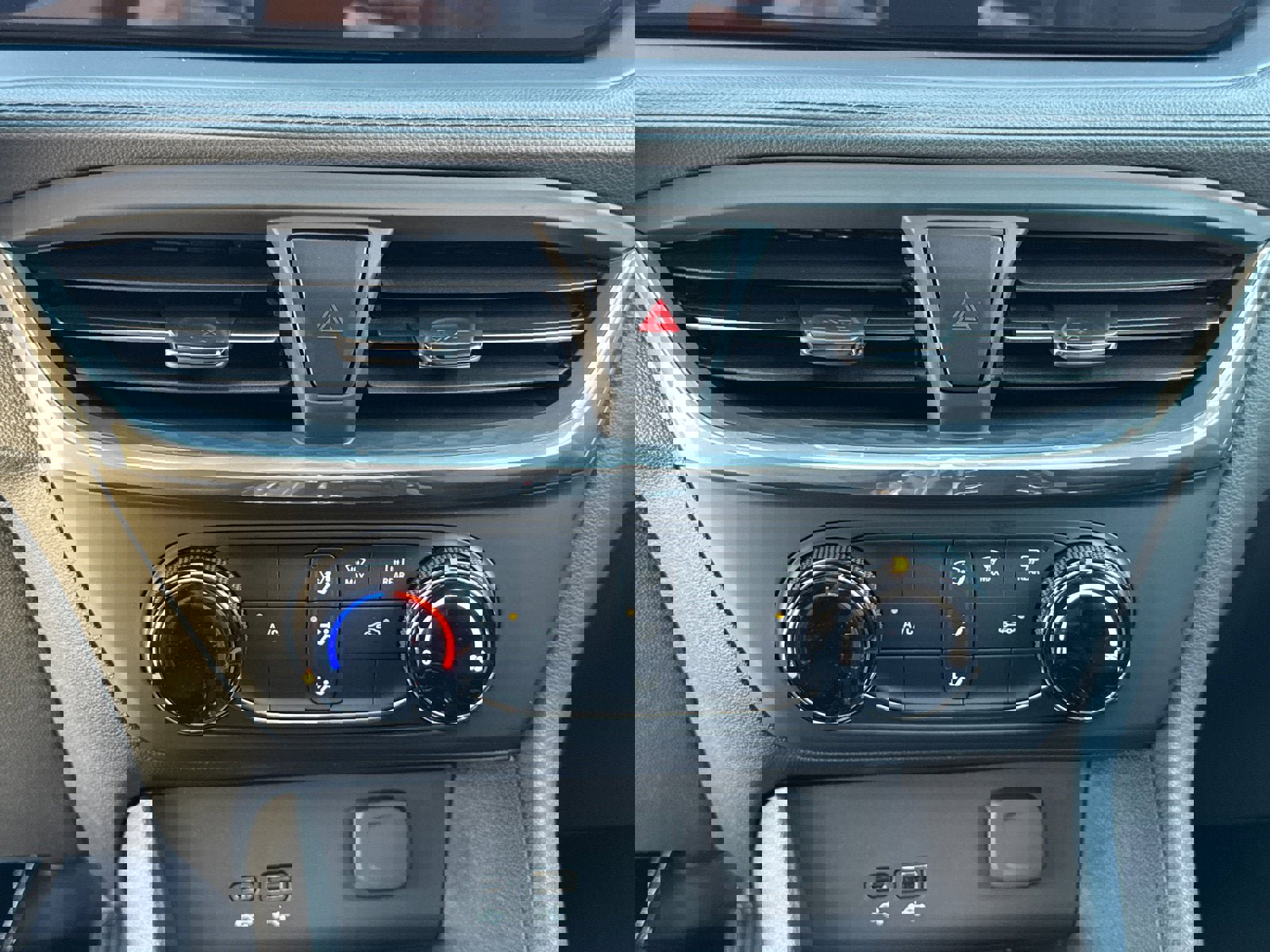 New 2026 Buick Encore GX Preferred w/ Advanced Technology Package image 31