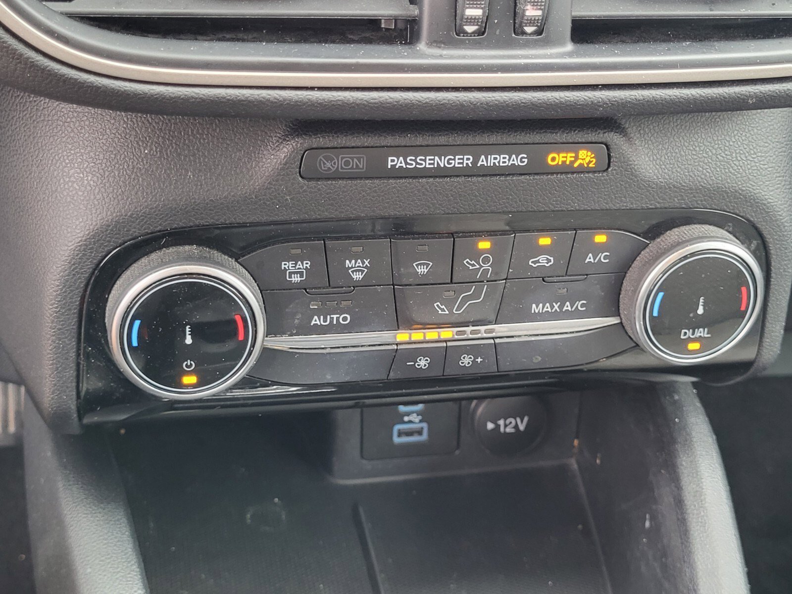 Certified 2022 Ford Escape SE w/ Convenience Package FWD image 22