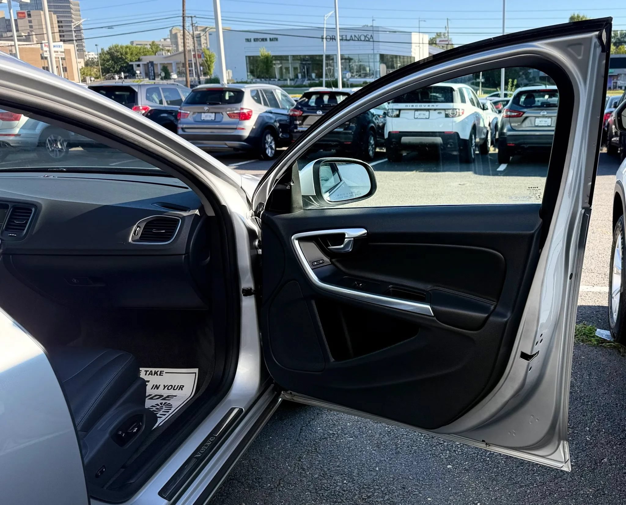Used 2015 Volvo V60 T5 Premier FWD image 33