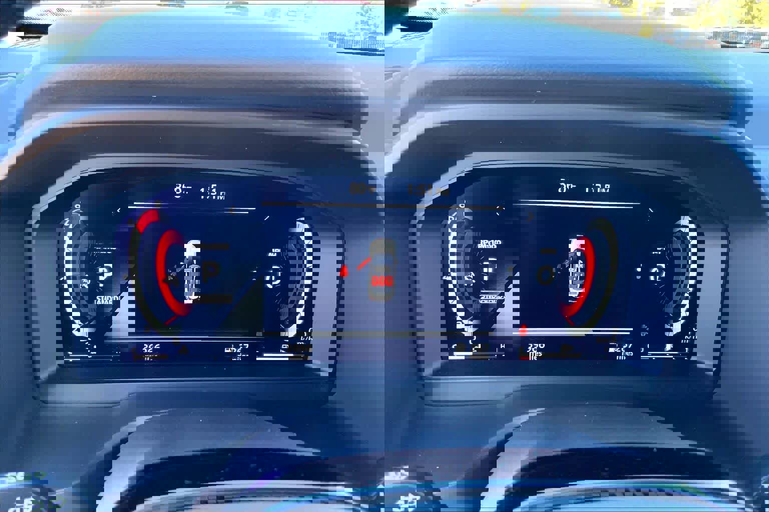 Used 2025 Nissan Rogue SL image 26