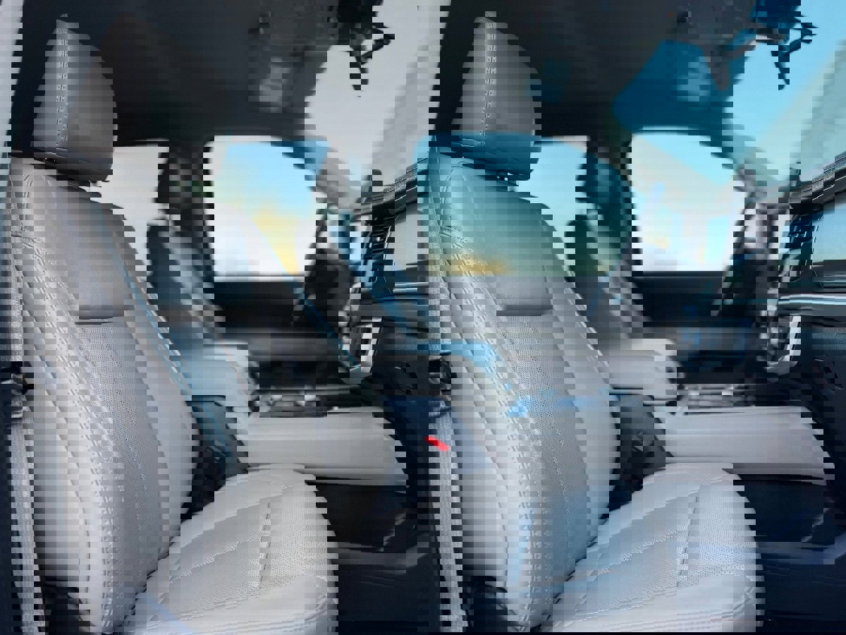 Used 2024 Ford Expedition Max XLT image 16