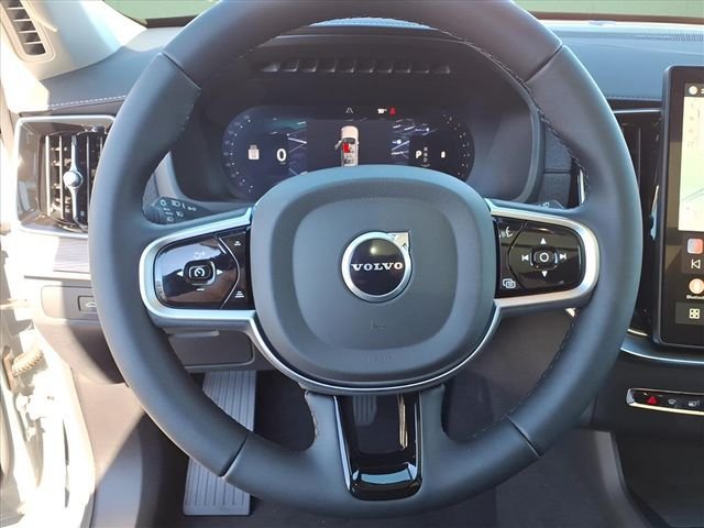 New 2026 Volvo XC90 B6 Plus w/ Protection Package Premier AWD/4WD image 19