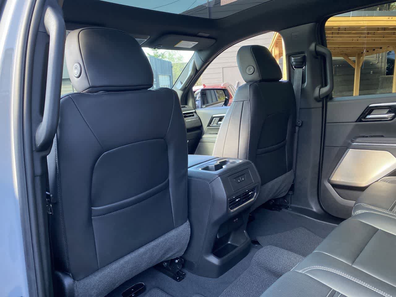 Used 2024 GMC Sierra EV Denali AWD/4WD image 15