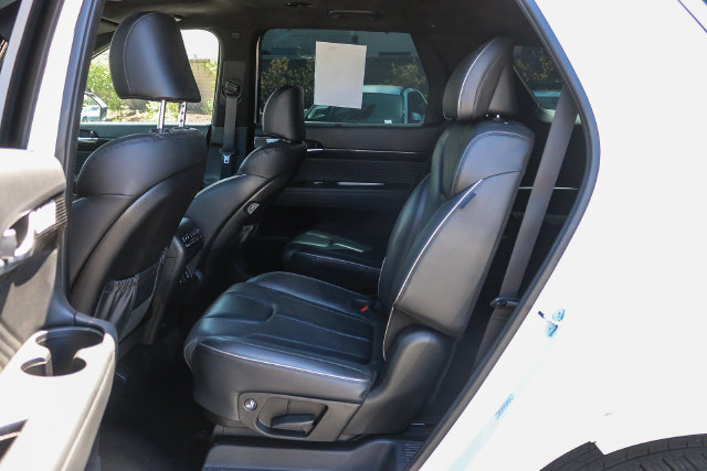 Certified 2023 Hyundai Palisade Calligraphy FWD image 24