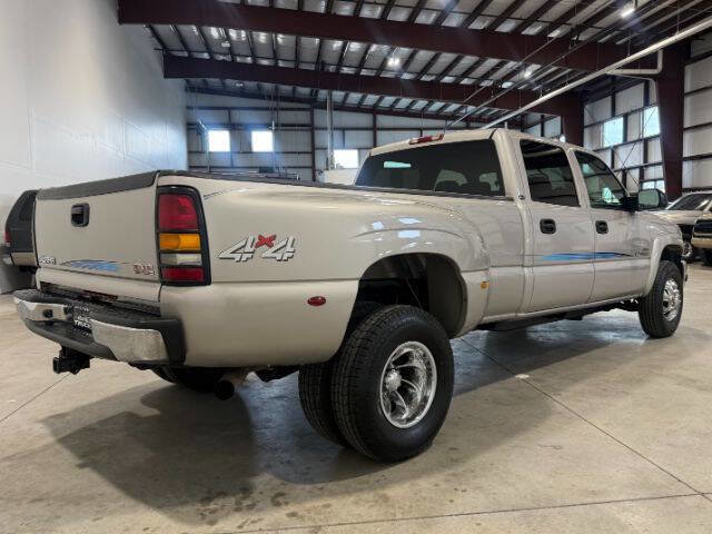 Used 2005 GMC Sierra 3500 SLT w/ Heavy-Duty Power Package image 8