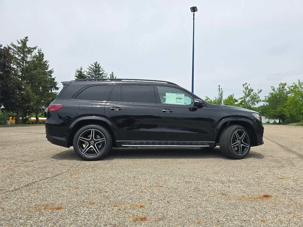 New 2026 Mercedes-Benz GLS 450 4MATIC image 17