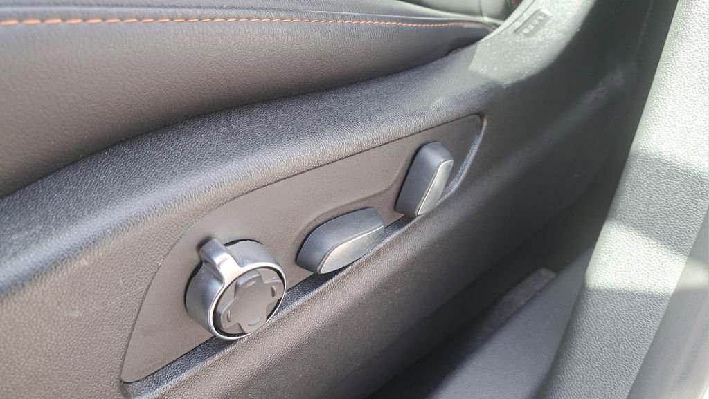 Used 2020 Cadillac XT4 Sport image 19