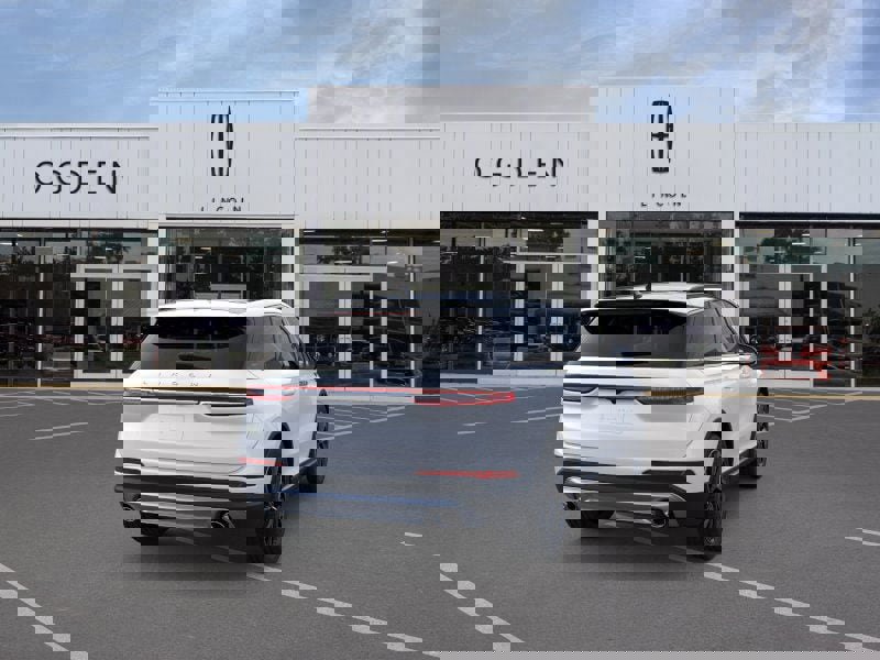 New 2026 Lincoln Corsair Reserve image 8