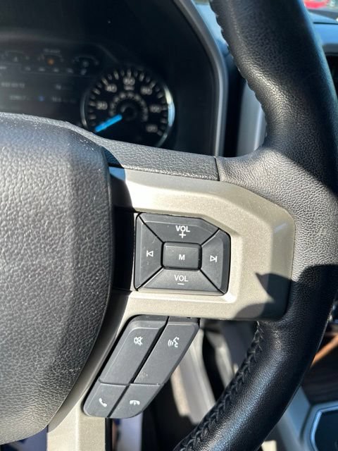 Used 2019 Ford F150 Lariat w/ Equipment Group 502A Luxury AWD/4WD image 18