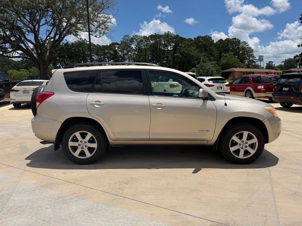 Used 2007 Toyota RAV4 Limited FWD image 3
