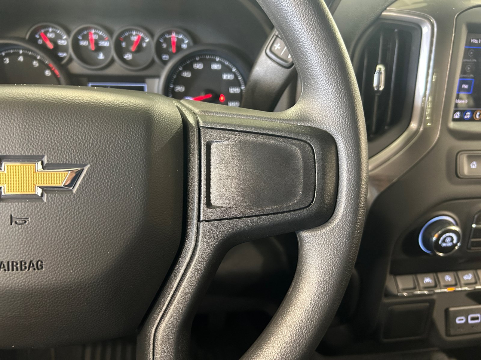 Used 2026 Chevrolet Silverado 1500 Custom RWD image 20