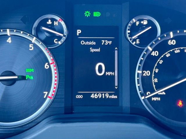 Used 2021 Lexus GX 460 Premium w/ Premium Package image 7