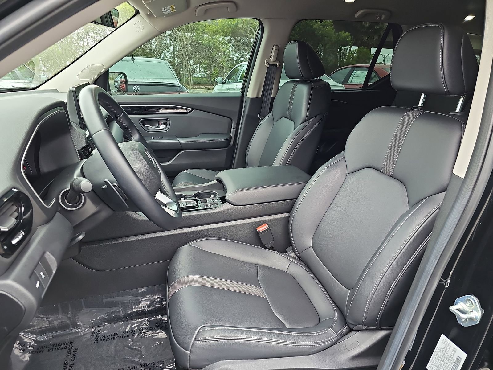 Used 2025 Honda Pilot EX-L image 17