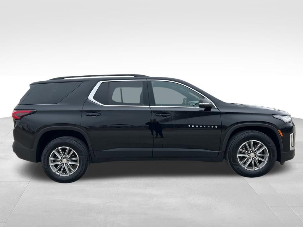 Used 2023 Chevrolet Traverse LT image 8
