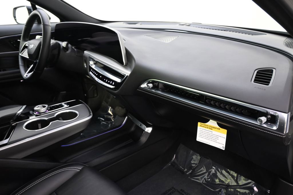 New 2025 Cadillac Lyriq Sport image 15