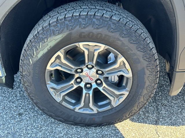 New 2026 GMC Sierra 1500 SLE w/ X31 Off-Road Package AWD/4WD image 18