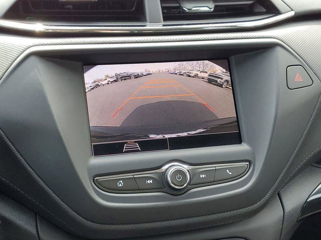 Used 2023 Chevrolet TrailBlazer LS image 14