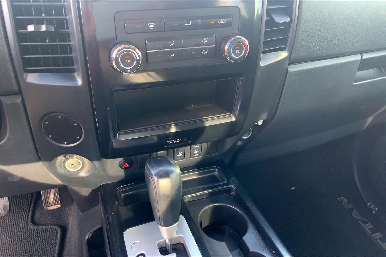 Used 2014 Nissan Titan SV w/ SV Value Truck Package RWD image 35