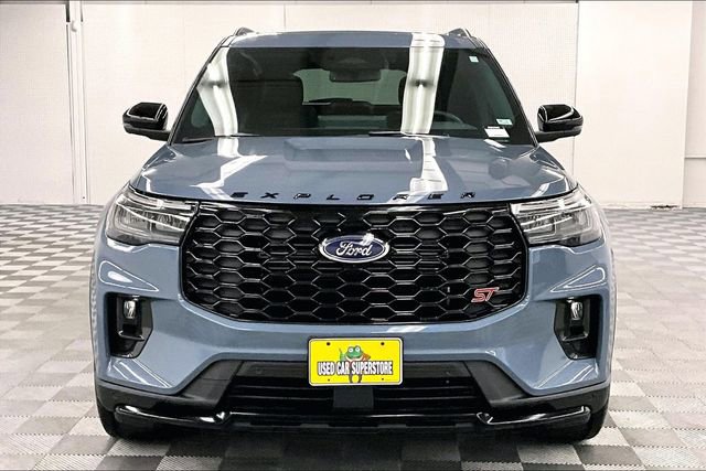 Used 2025 Ford Explorer ST w/ Sun And Sound Package image 4