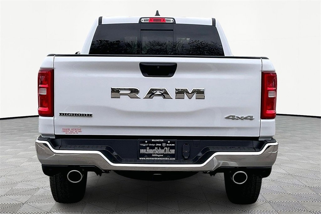 New 2026 RAM 1500 4x4 Crew Cab image 4