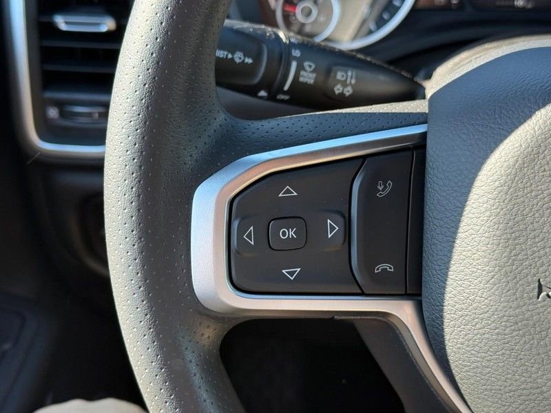 New 2026 RAM 1500 Express AWD/4WD image 16